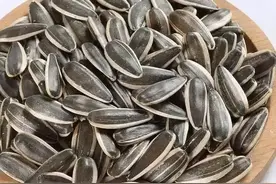 糖尿病患者能吃瓜子吗？医生建议：保护胰岛，记住3吃、3不吃图片