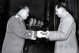 朱德军衔编号是004，2015年才揭开001是贺龙，佩服毛主席的格局图片