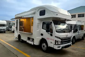 一款既能做生意也能旅居的售卖型房车，跃进底盘打造，价格亲民图片