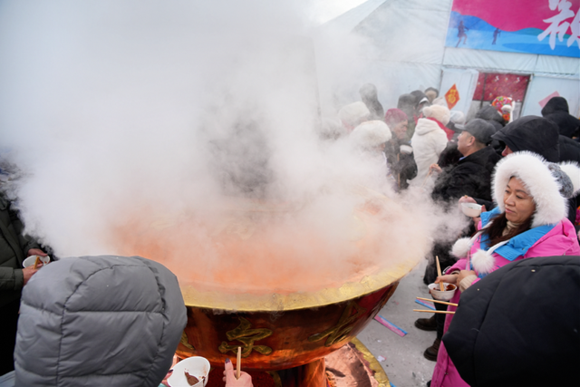 额尔古纳冰雪欢乐季第三届中俄界河冰钓活动 冬季旅游新IP
