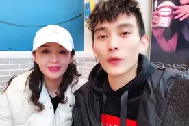 安徽90后男子娶江苏女明星，他比她小19岁，平时不叫老婆叫姑姑图片