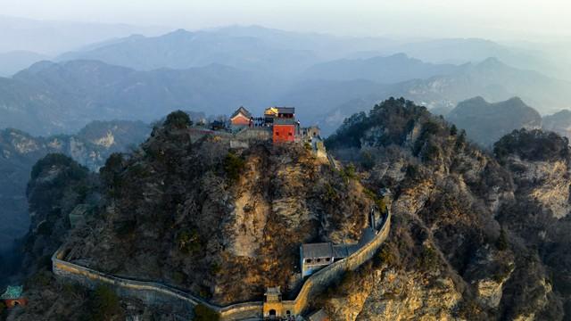 湖北秋色灵秀，五座名山见风骨
