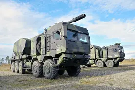 中国第三代军用卡车有多强？外形硬核，整体技术赶超德日图片