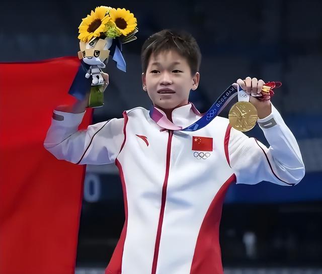 豪宅风波升级！专家建议拆除全红婵雕像，樊振东的话终于有人信了