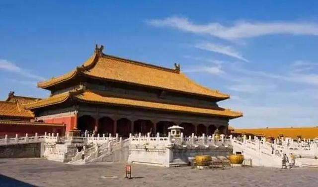 故宫没有1个厕所，上万人该如何方便？看完才知道古人真聪明！