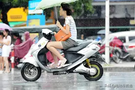 夏天电动车一淋雨就跑不快、续航下降，试下这几个办法，不再怕水图片