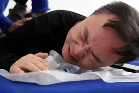 京东副总蔡磊：患渐冻症，自筹10亿研药，甘当小白鼠，现况如何？图片