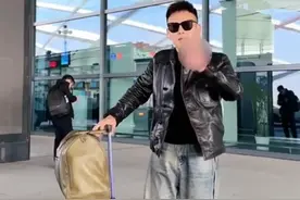 保守女儿与时尚父亲的视频走红，网友被可爱的女儿逗乐了图片