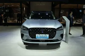 豪华SUV性价比王？林肯冒险家深度解析：混动五年省出万元油费！图片