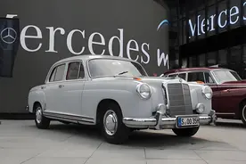 虎头奔竟不是巅峰？历代奔驰S级黑科技大揭秘！图片