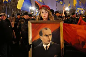 一面旗，两国仇！波兰全面禁止“班德拉符号”，乌克兰警告报复图片