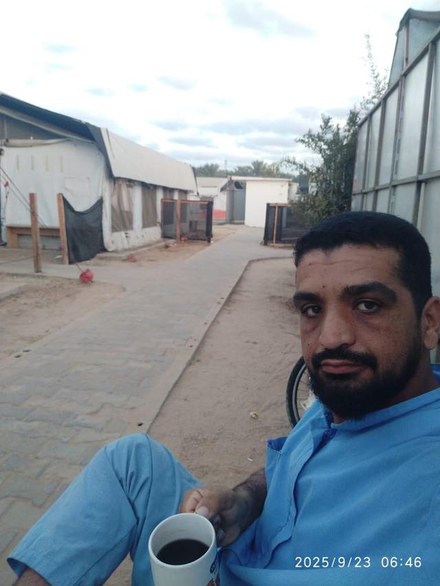 一个加沙家庭的循环日常：在枪声与废墟中，寻找食物与水