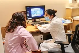 女性更年期“刚开始”和“快结束”，分别有哪些表现？建议早了解图片