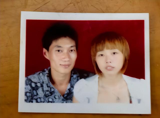 阿坝3对母女遗体又发现一具，在下游17公里石缝中找到，面目全非