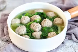 肉丸为什么一煮就散？牢记3个小技巧，个个煮不散，肉嫩香味浓图片