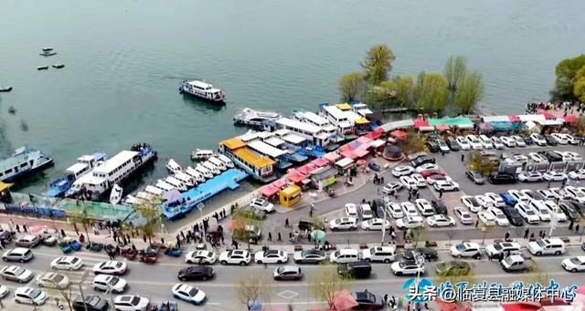 临夏县：莲湖盛景迎佳客