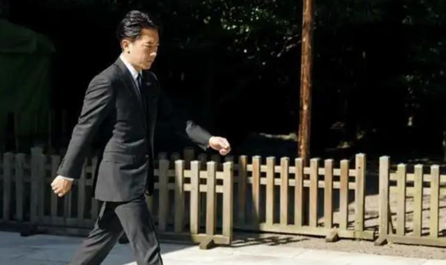 高市称要采取行动捍卫立场，日本防卫大臣：将向台湾周边部署导弹