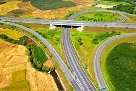 玉林两条高速公路征地计划获批，一条众人期盼，一条“开工未动”图片
