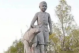 王小二：壮烈殉国：13岁的小哨兵，70年后 道出真相图片