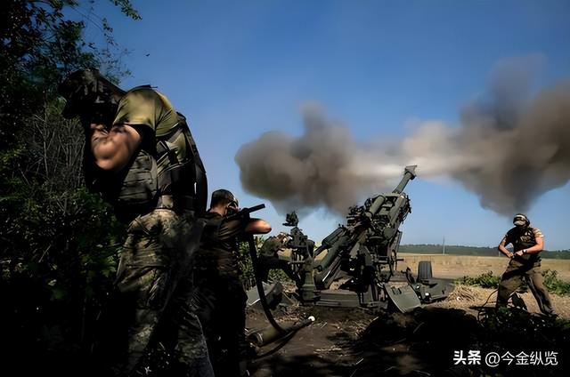 乌军突击代价惨重！精锐反攻遇俄铜墙铁壁，大量装备报废损失惊人