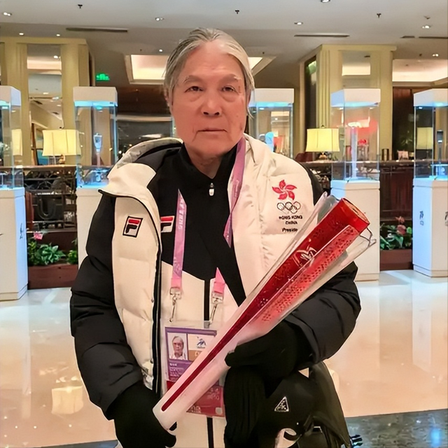 结婚13年，44岁郭晶晶再次迎来喜讯	，全网恭喜，终于等到这一天