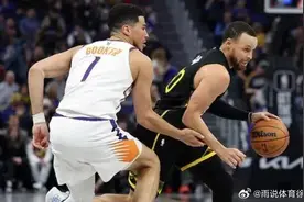 徐静雨预测勇士vs太阳：太阳纸面实力强但欠磨合，勇士可能赢6分左右，库里砍下35分6助攻图片