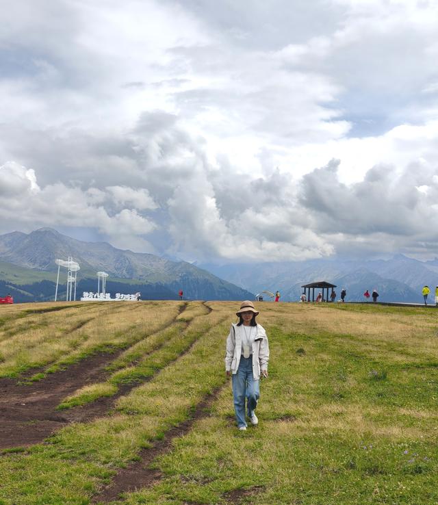 北疆行⑨——穿越喀拉峻草原