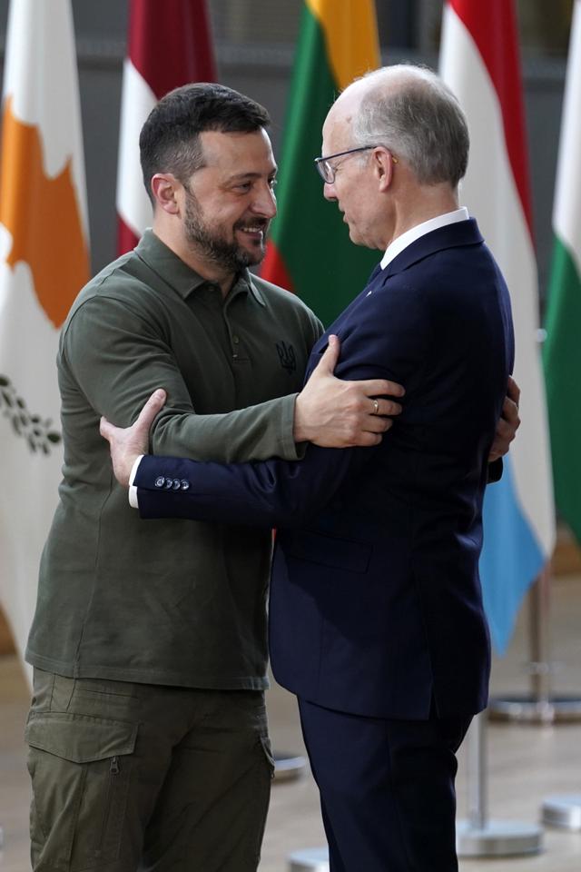 泽连斯基对华最新表态：尊重中国，但北京不会让俄罗斯停火止战