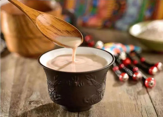 神木垒&达瓦更扎进入美貌开挂模式，请做好相关旅游准备！