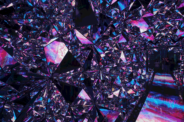 秋华未减，冬景将至，来炎帝影视基地赴一场秋冬的约会吧！