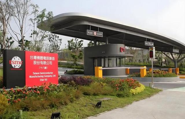 台积电已经无法向美国交代了！张忠谋没有说谎：台积电也无可奈