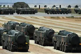 中美俄洲际导弹射程对比：美1.25万公里，俄1.6万公里，那中国呢图片