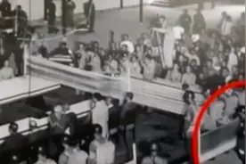 “我见证日军投降，不忘！”图片