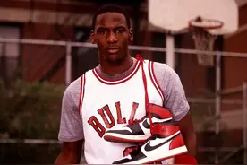 拥有终身球鞋合同有多难？NBA史上仅此七人，强如科比都没有图片