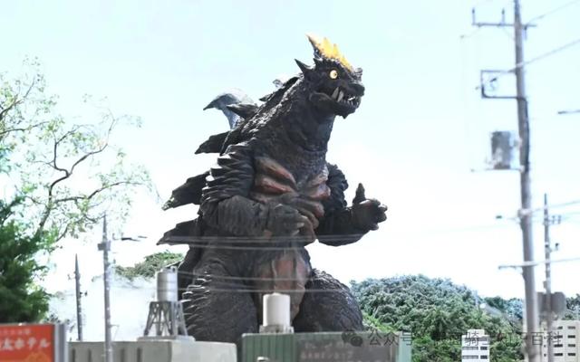 奥美迦奥特曼（Omega） 怪兽宇宙人介绍——熔铁怪兽 迪玛迦！