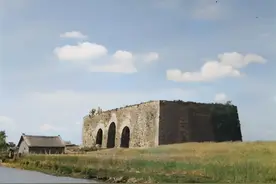 太罕见，1944年的南京，原来是这样？秦淮河没游客，鬼脸城好荒凉图片