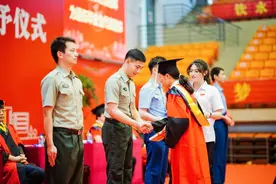 事业编制、退役士兵有优待！这所大学招聘专职思政教师→图片