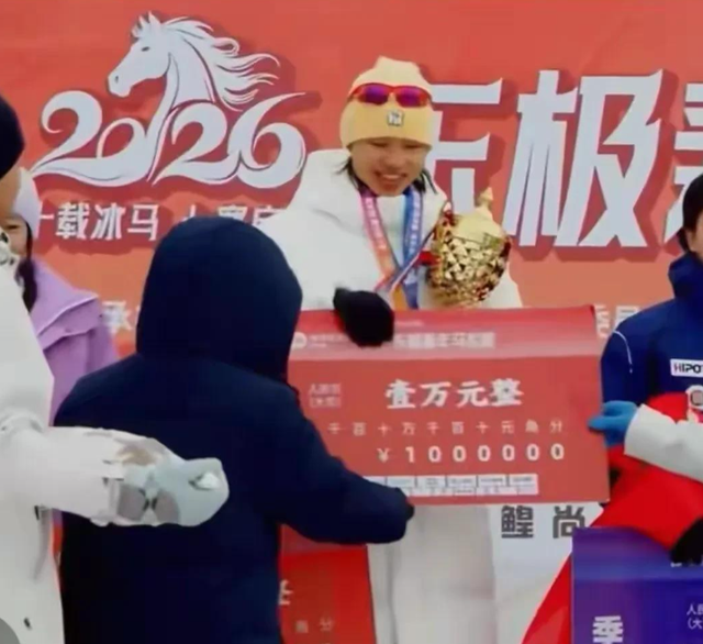 官媒发文，曝光张水华的真实处境，辞职是冰山一角	，白岩松没说错