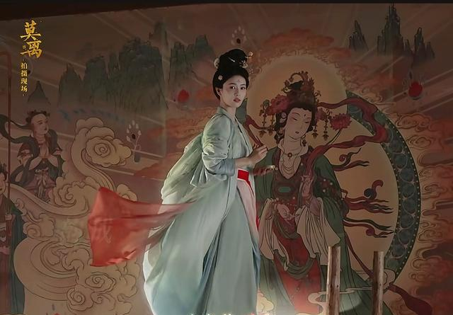 谁在蹲《莫离》白鹿特种兵穿古代逆袭丞磊美强惨王爷实景皇城必追