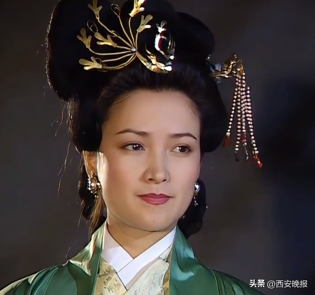 何晴去世，享年61岁，是唯一演遍“四大名著”的女演员，被誉为“古典第一美女”