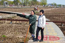 我给妈妈送束花丨黑龙江陈雨佳家庭：母女接力，用石板米种下黑土情缘图片