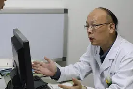 看病最好找主任？主治、副主任、主任医师究竟应该怎么选择？图片