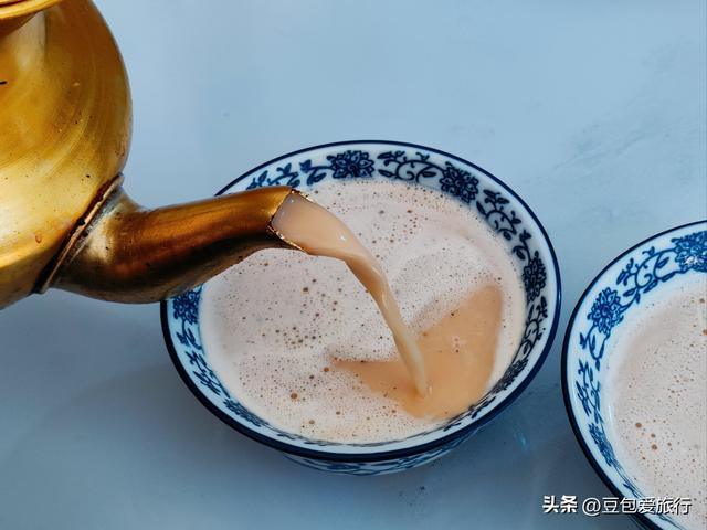 甘南慢行记——草原、寺庙与秘境，一场不走回头路的灵魂之旅