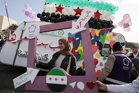 叙利亚女性的噩梦要来了，为什么中国的维族女性不用强制戴头巾？图片