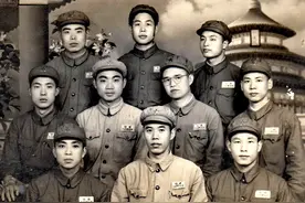 1965年取消“军衔工资”和“军龄补贴”，实行单一行政级别工资图片