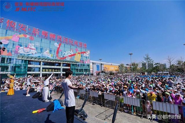 水花与火花共舞！新螺蛳湾泼水节开启“白天+黑夜”狂欢模式