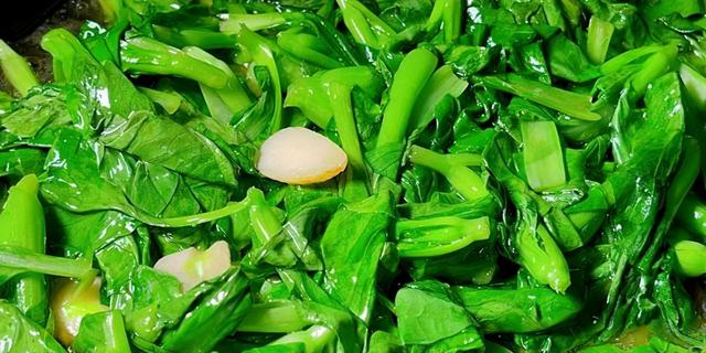 越吃越瘦的一道菜，晚餐坚持吃一盘，瘦腰细腿平肚子，一盘才2元