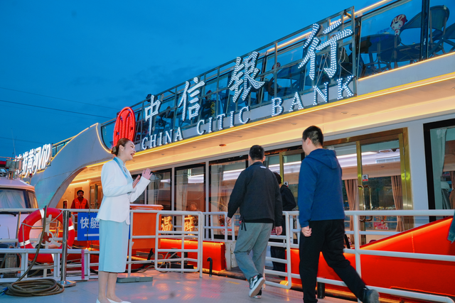 品质再提升 服务再升级 正式启幕！来体验兰州夜游黄河VIP