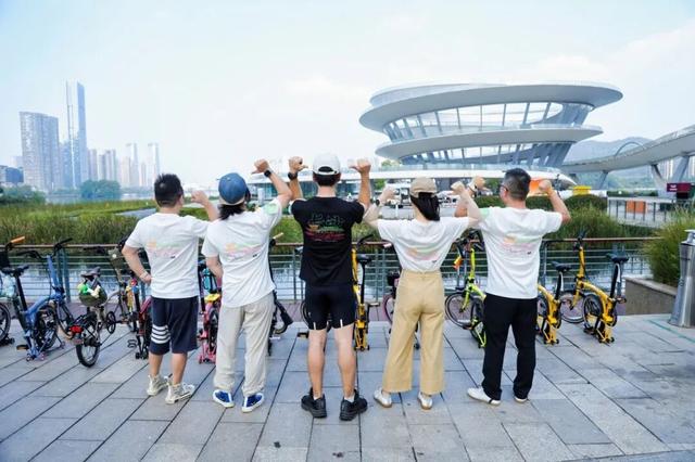 别问了！长沙秋日骑行天花板在这儿！