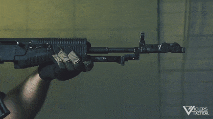 SCAR系列步枪宣布停产！哪些“世界名枪”原来都是被游戏捧红的？